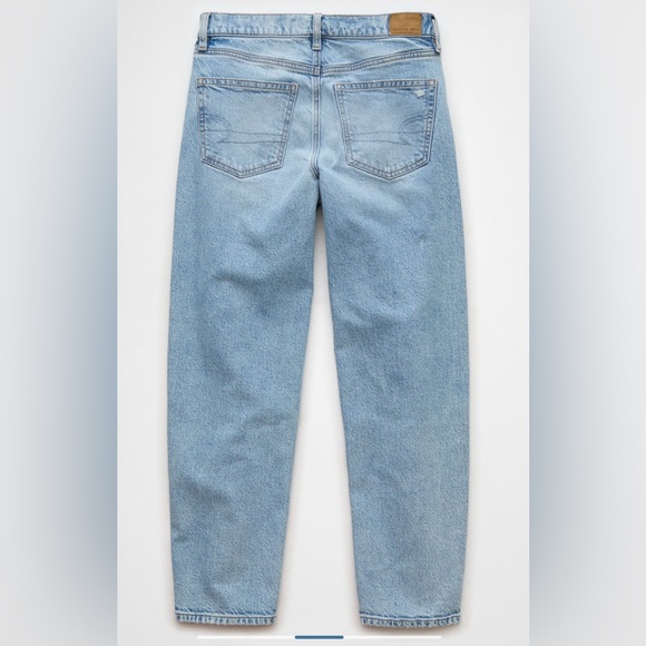 NWOT American Eagle Stretch Barrel Jeans in Skylight Size 8 - Picture 3 of 14
